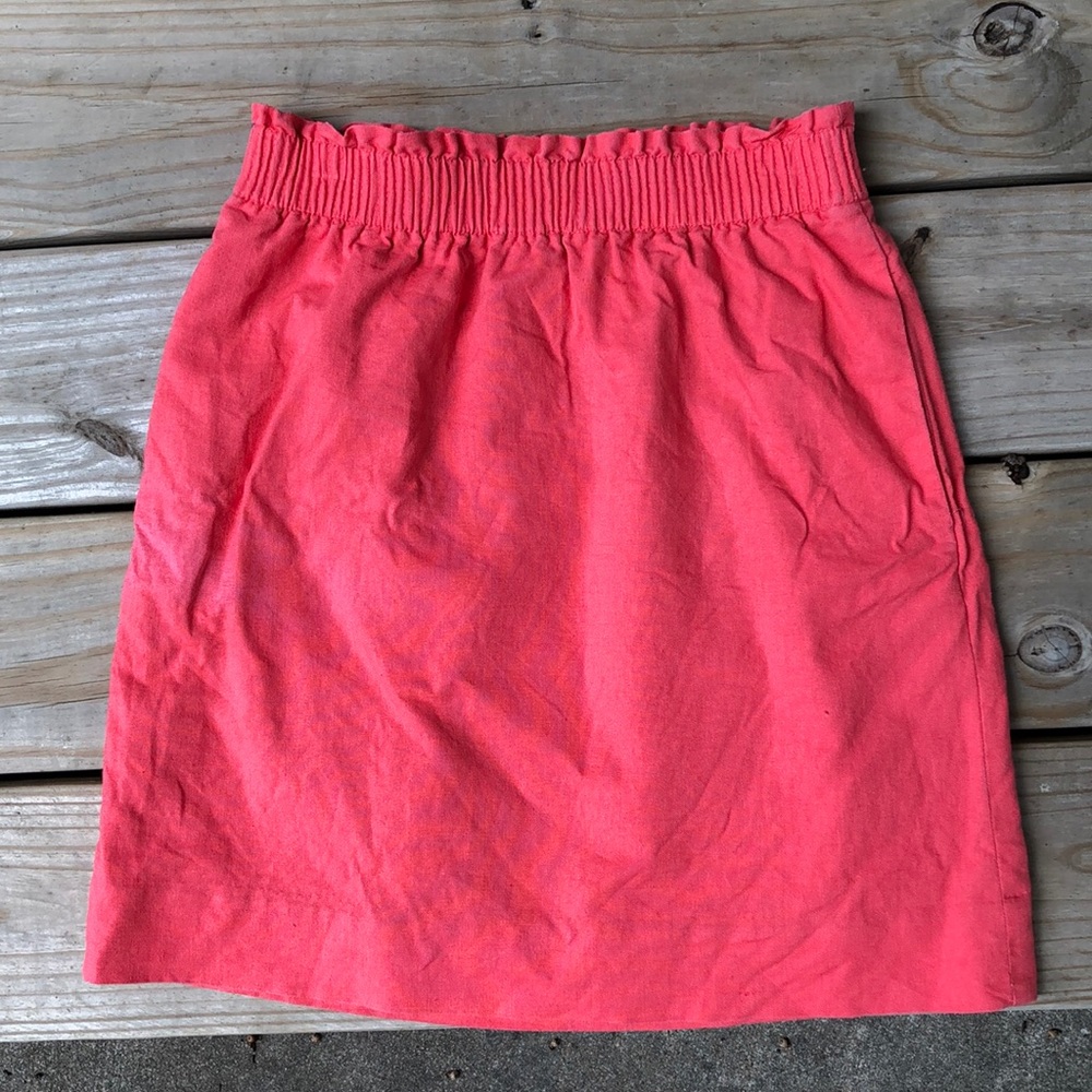 Barbie J. Crew Linen Sidewalk Skirt in Coral Pink